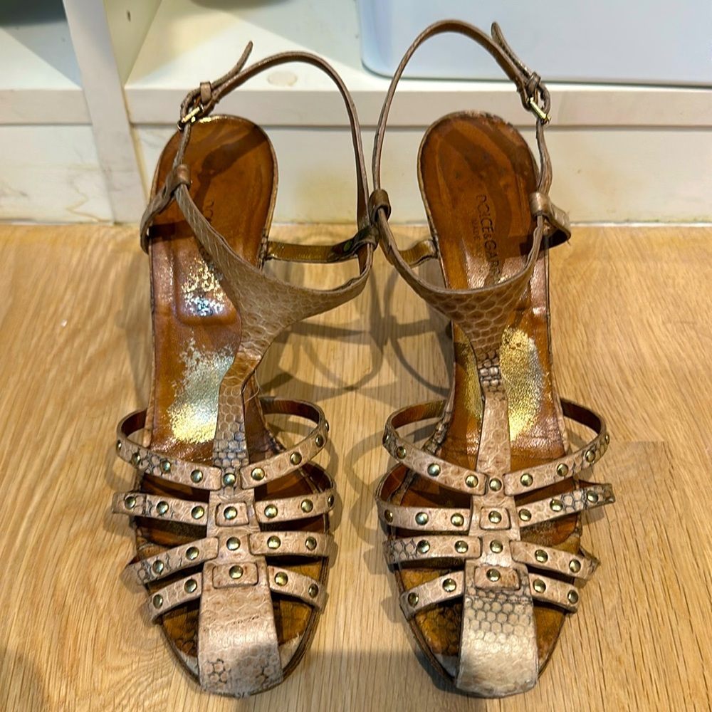 Dolce&Gabbana nude snakeskin cage front heels with stud detail.